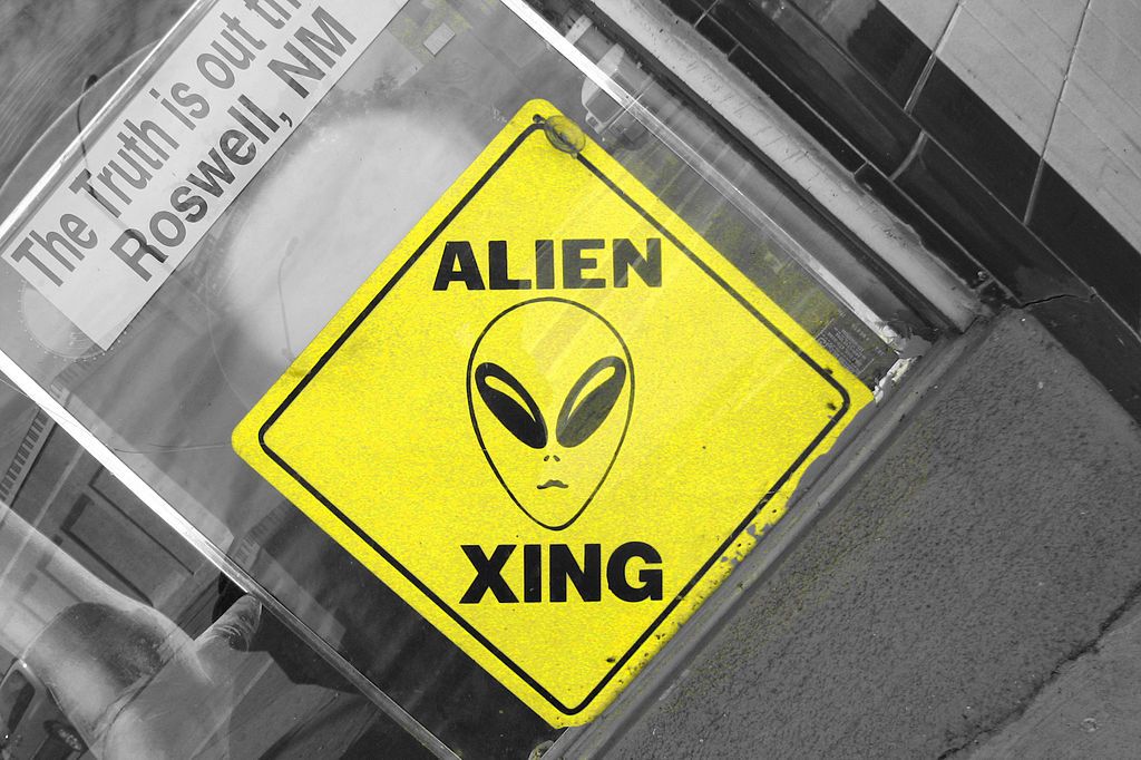 4 Bible Verses Conspiracy Theorists Claim Are Actually About Aliens