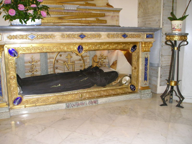 St. Catherine Labouré incorrupt body, St. Catherine Labouré, italy