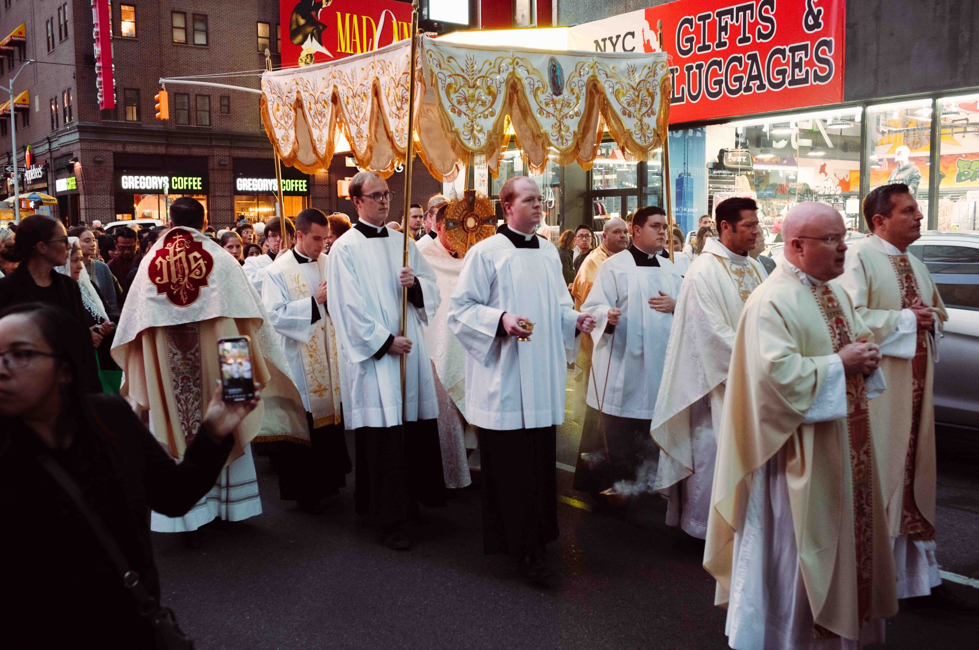 father mike schmitz, new york city times square, eucharist adoration, st patrick's cathedral nyc