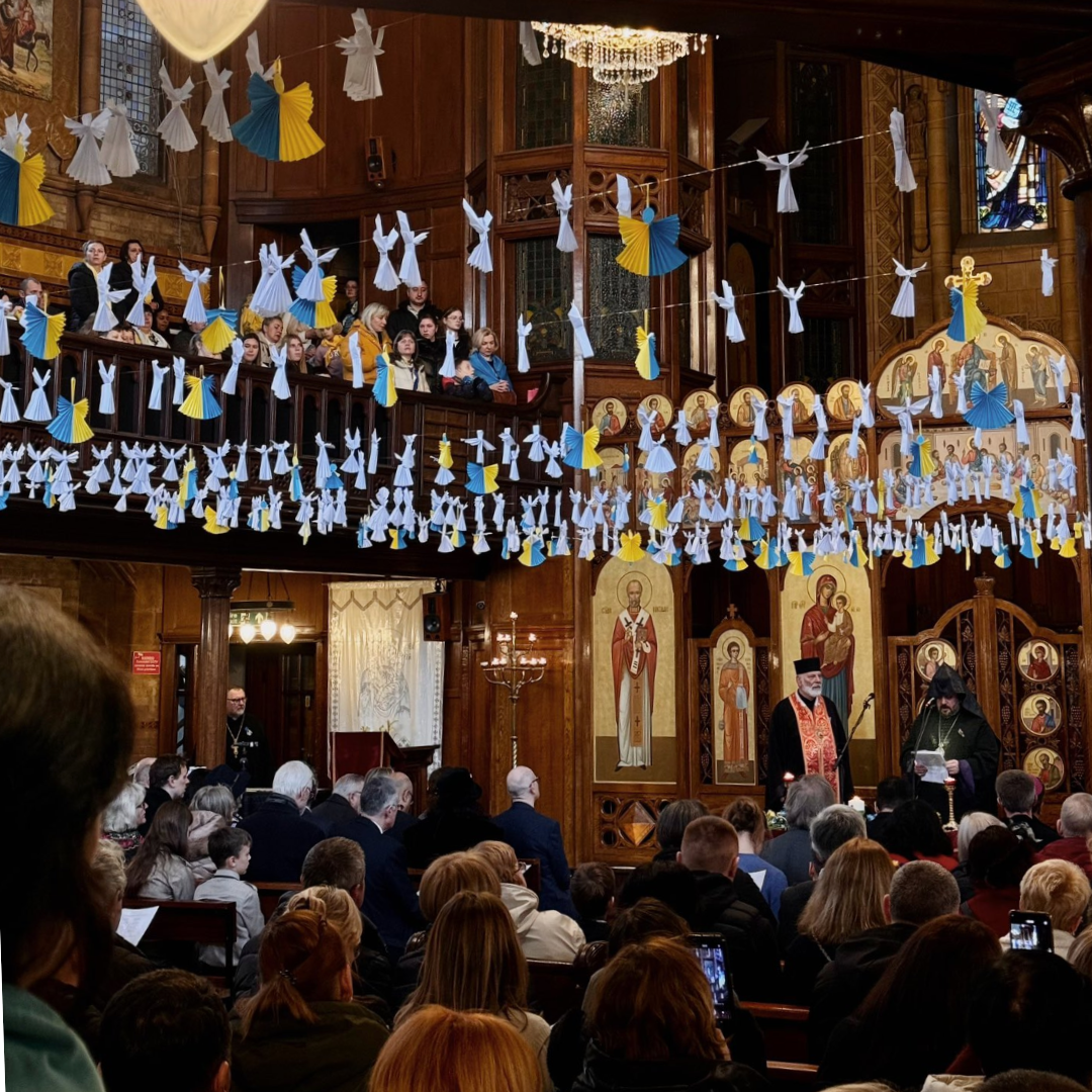 Ukrainian Catholic Cathedral in London Hangs Over 500 Paper Angels for Children Who Died in War