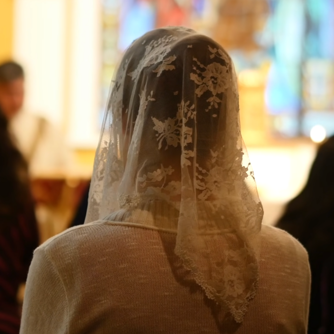 10 Reasons Some Women Are Wearing Veils in Church Again, image size:1080x1080