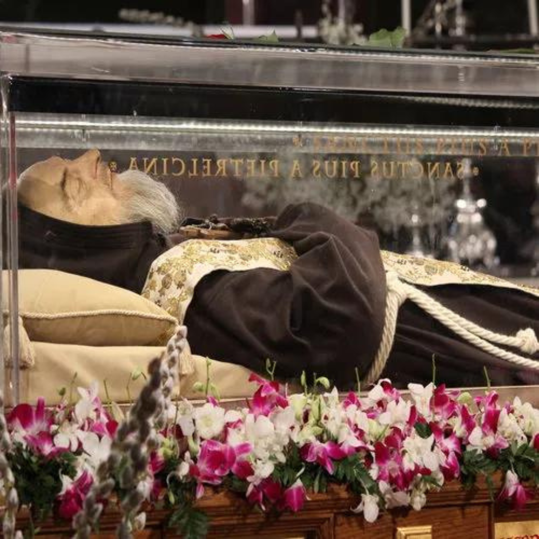 padre pio relics, Padre Pio incorrupt, Is Padre Pio incorrupt?, Incorrupt bodies