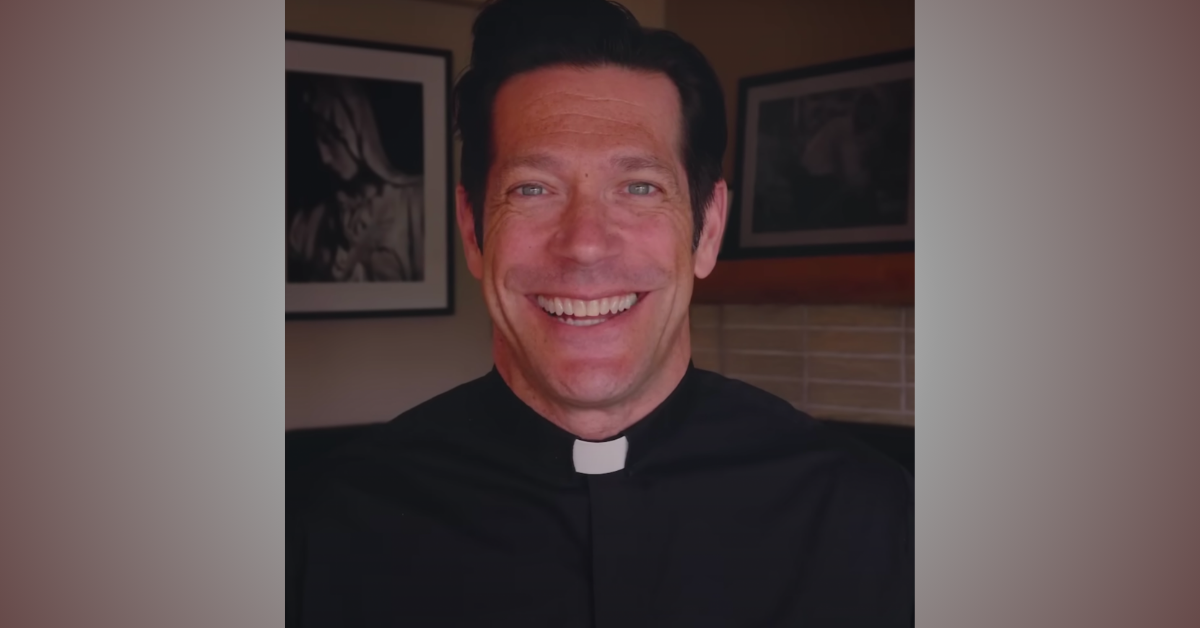 father mike schmitz, fr. mike schmitz, father mike schmitz eucharist, father mike schmitz youtube