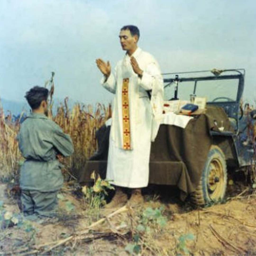 Father Emil Kapaun, US military, military, catholic us chaplains, military chaplains