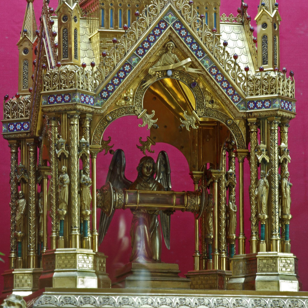 precious blood relic, relic of the precious blood, catholic relics, france, baslica, cathedrals 