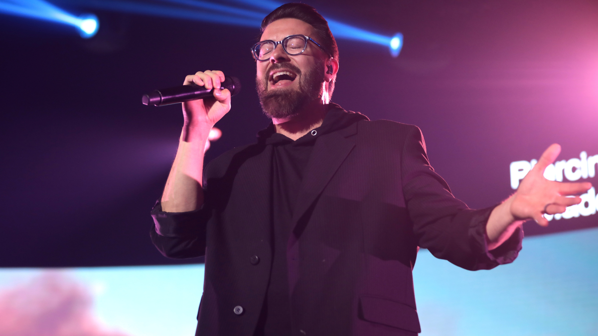 danny gokey songs, danny gokey tour, danny gokey in concert, march for life dc, danny gokey on tour