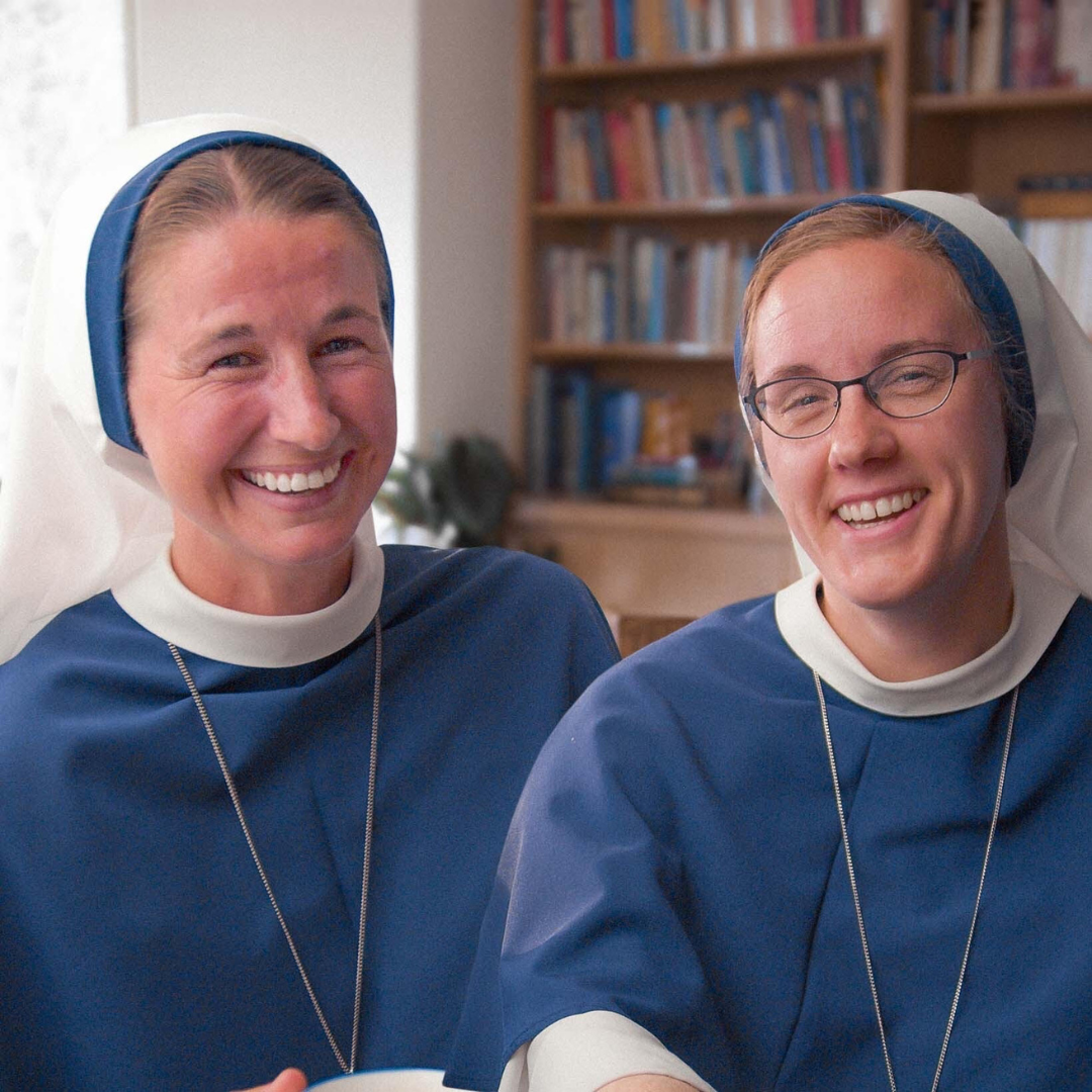 sisters of life, nuns habit, nuns wear habits, nuns catholic, nuns clothing, nuns prayer request