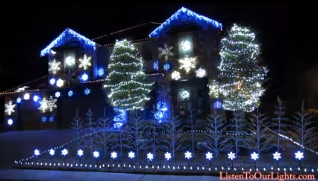 Wow! Spectacular Christmas Lights Show Set to "Let It Go"