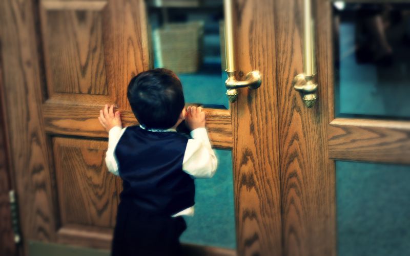 5 Tips for Praying at Mass While Taking Care of a Toddler