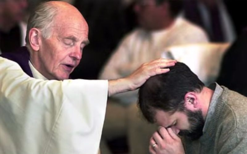 4 Reasons You Should Definitely Go to Confession