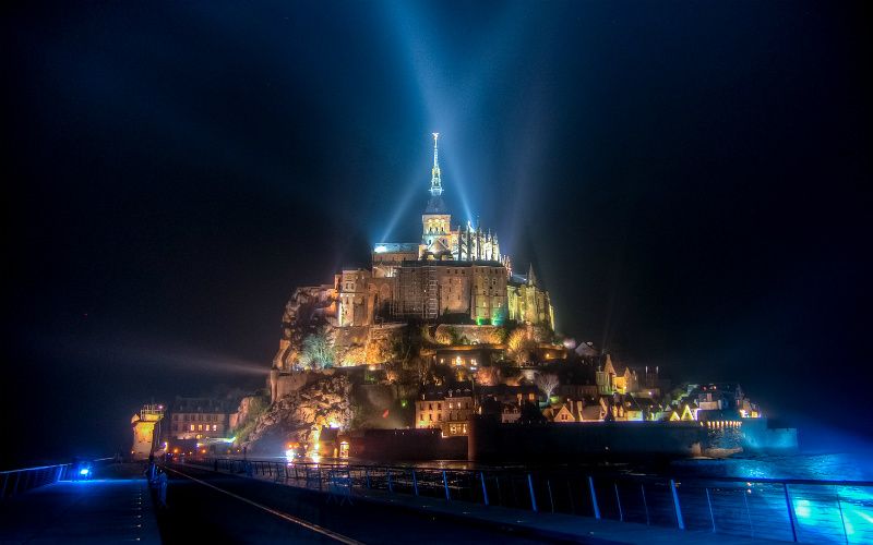 18 Magical Photos of France's Breathtaking Mont Saint-Michel