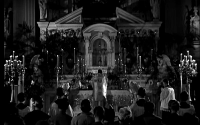 What a Traditional Christmas Eve Mass Looked Like in 1944