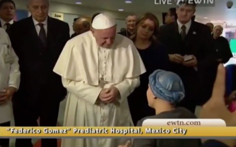 Beautiful: Young Cancer Patient Sings "Ave Maria" for Pope Francis in Mexico