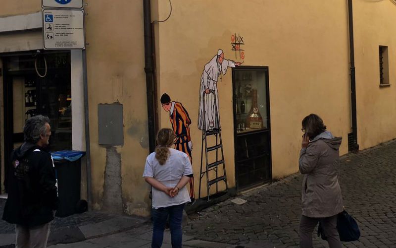 Here's the Latest Papal Graffiti in Rome, from the Artist that Brought Us "Super Pope"