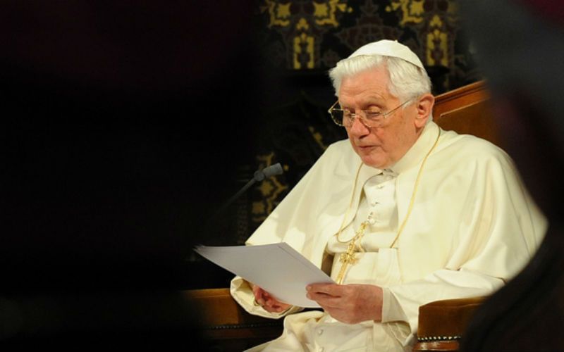 Benedict XVI Warns Europe in Danger of Both Atheistic & Islamic Theocratic States