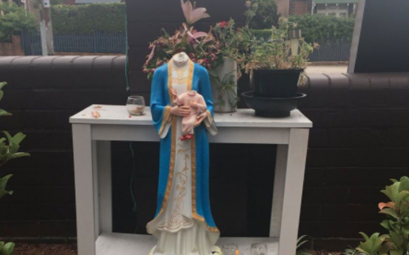 Bishop Reports Decapitation of Statues of Mary and Jesus at His Church in Australia