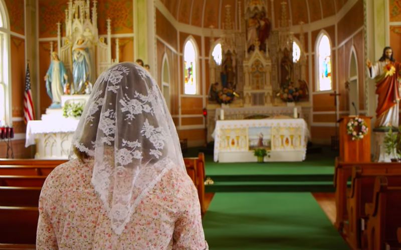 3 Simple Reasons Why Veiling Is Making a Comeback with Some Young Catholic Women