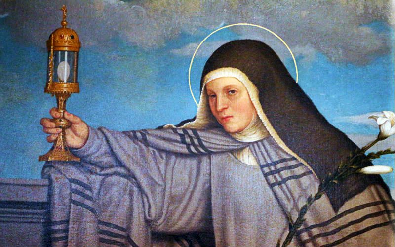 The 13th C. Nun Who Fearlessly Defeated an Army With the Eucharist