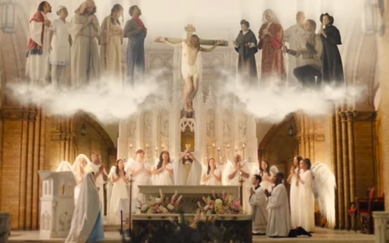 "The Veil Removed": Powerful Film Reveals How Heaven Miraculously Joins Earth at Mass