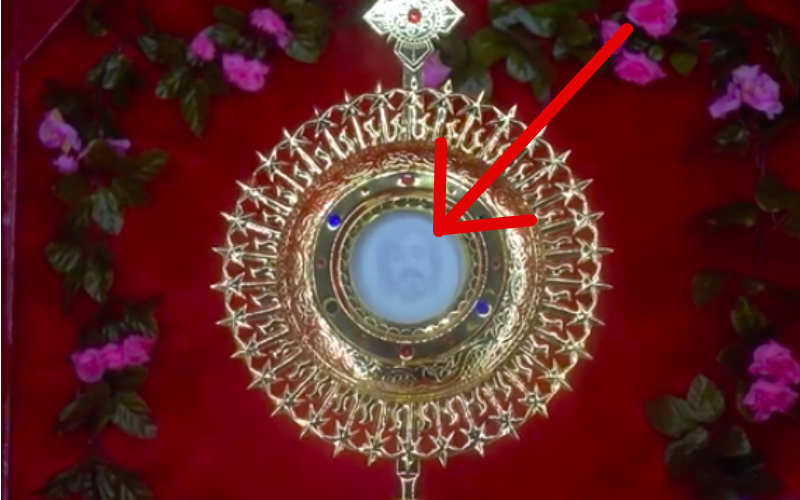 Holy Face of Jesus Allegedly Appears on Eucharistic Host in India