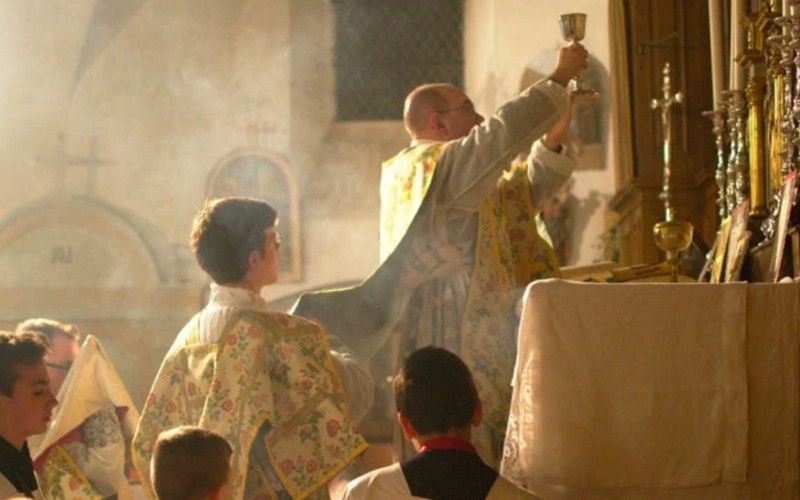 Is the Latin Mass Better Than the Novus Ordo?