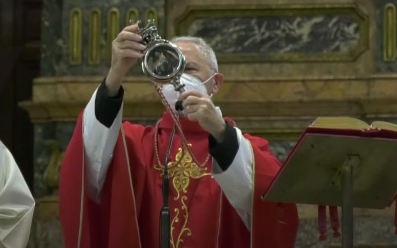 Sign of a Bad Omen? Blood of St. Januarius Fails to Liquify During Annual Dec. 16 Ritual