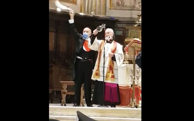 Blood of St. Januarius Finally Liquifies on Evening of Dec. 16 in Rare Miracle