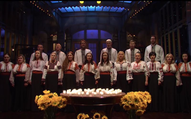 New York’s Ukrainian Chorus Opens SNL With Moving Prayer for Ukraine