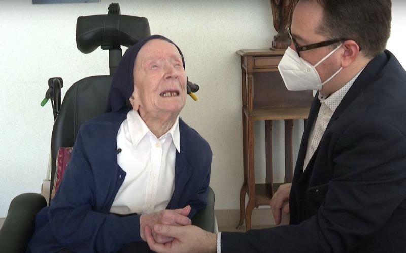 World’s Oldest Nun Celebrates 118th Birthday - What She Says is Most Important in Life
