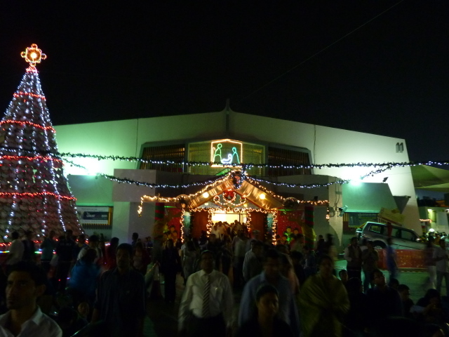 The parish decorated for Christmas / Fr. Gaurav Shroff / Flickr