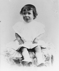 Josemaría age 1, 1903 / josemariaescriva.info