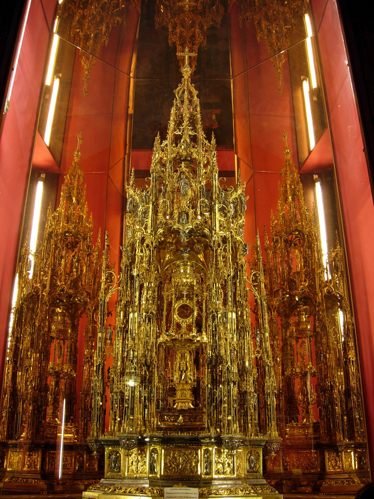 Monstrance of Arfe in Toledo Cathedral / Jeff Stvan, Flickr