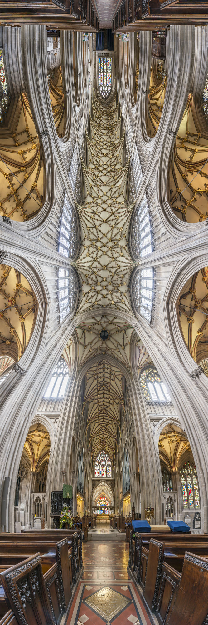 St. Mary's Redcliffe - Bristol, England / Richard Silver